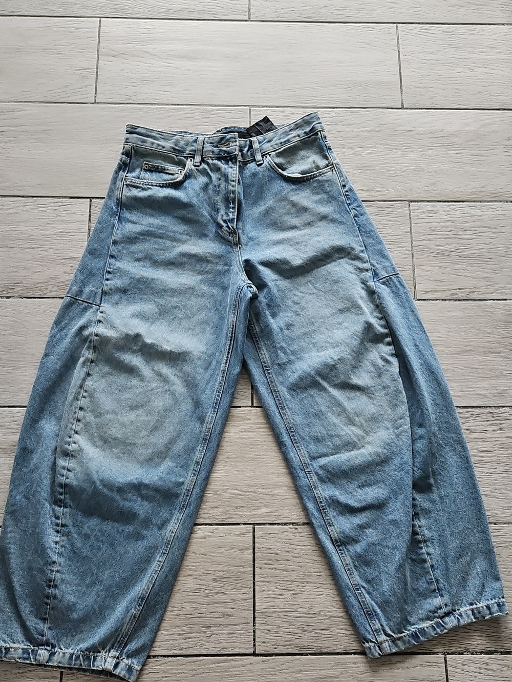 Zara Light Blue Wide-Leg Flare Jeans